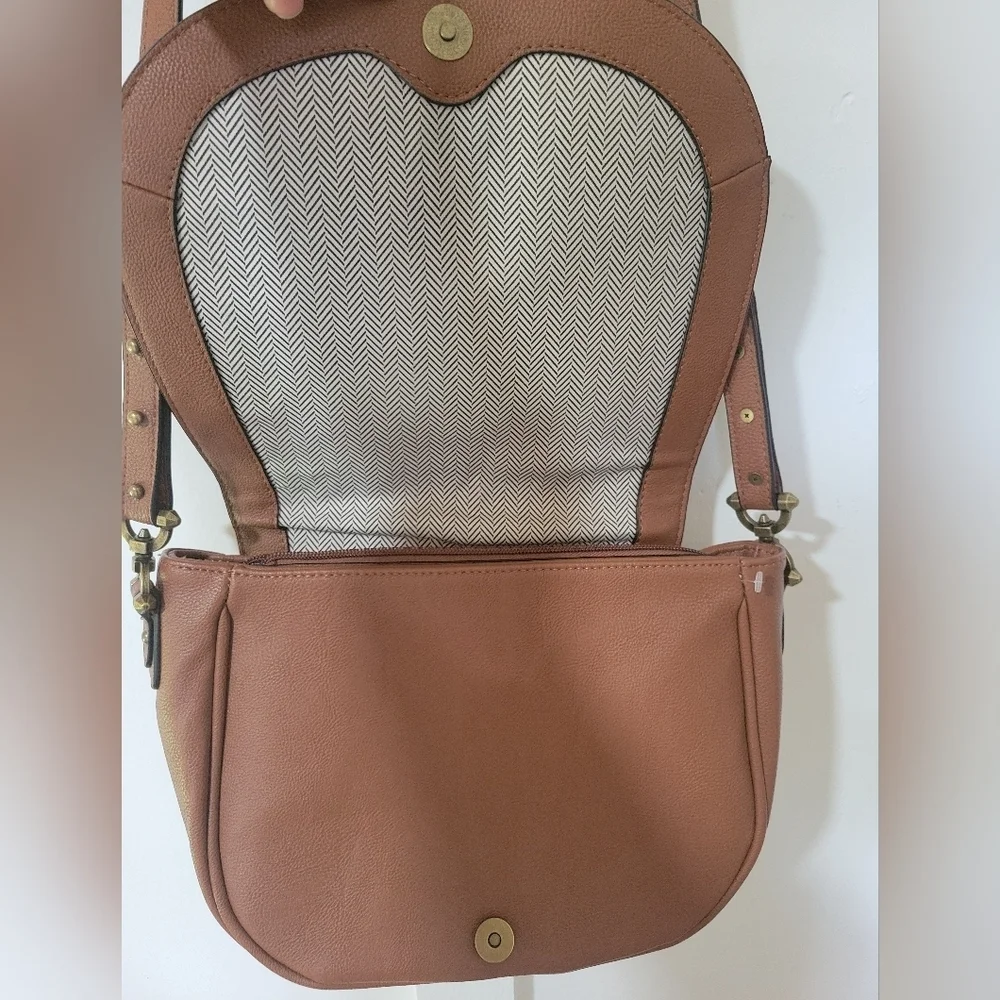 Steve Madden Elegant Tan Leather Shoulder Bag - Picture 3 of 13